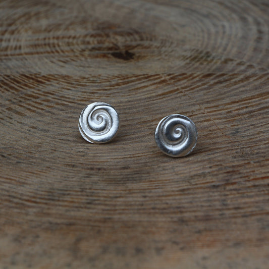 Silver Swirl Textured Ear Studs